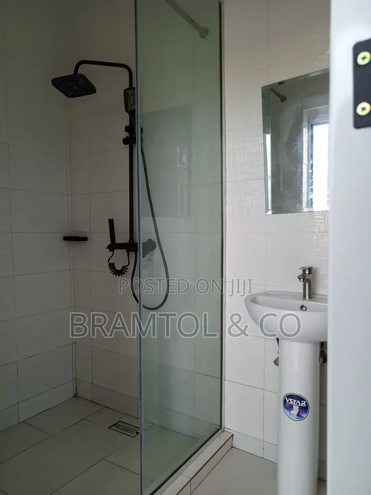 2bdrm Penthouse in White House, Wuse 2 for rent in Wuse 2