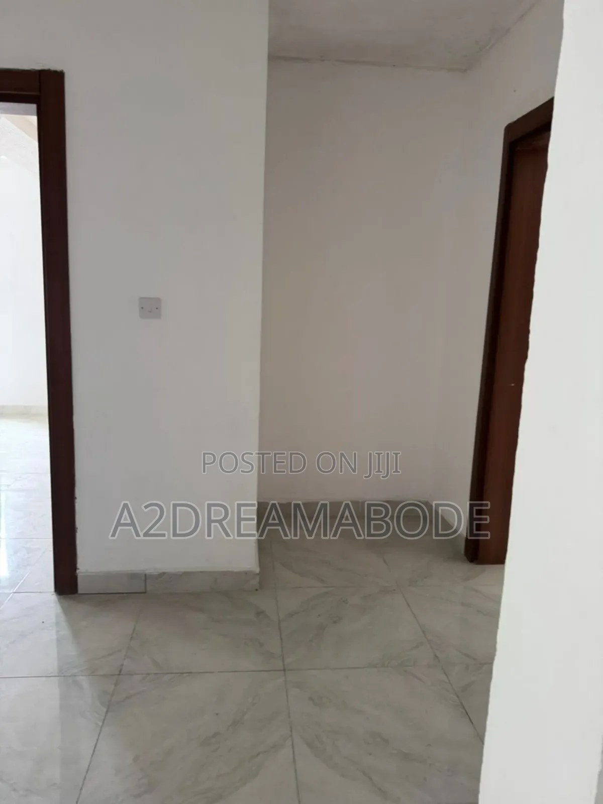 2bdrm Apartment in Lekki Phase 1 for rent in Lekki