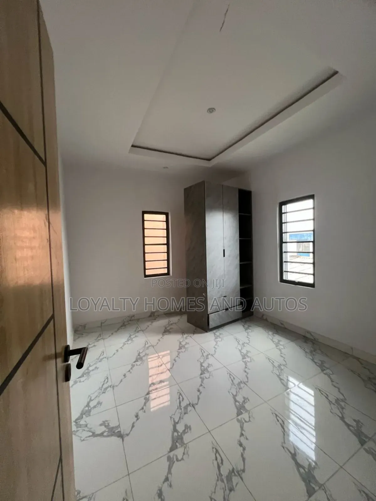 Furnished 4bdrm Duplex in Adeniyi Jones for sale in Adeniyi Jones