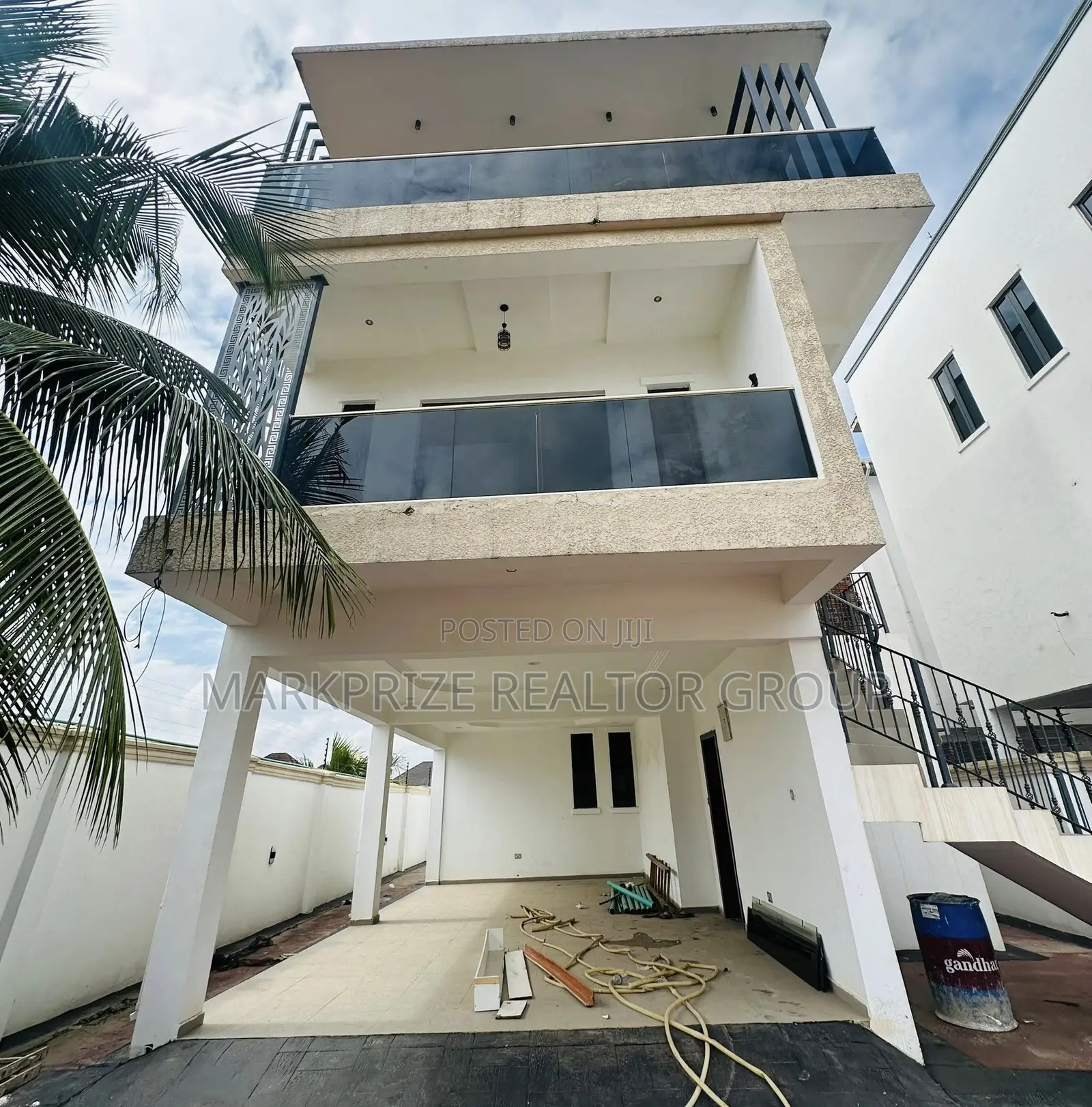 4bdrm Duplex in Magodo Phase 2 Lagos for sale in Magodo