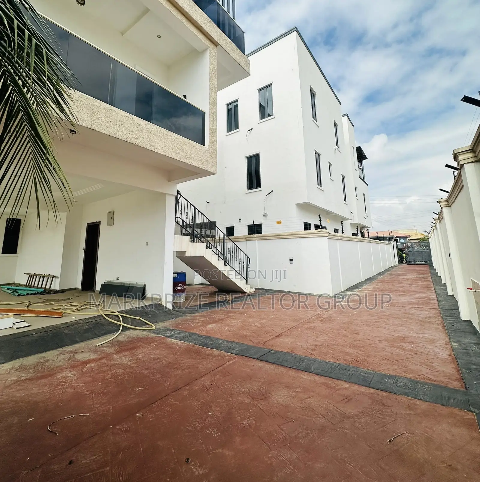 4bdrm Duplex in Magodo Phase 2 Lagos for sale in Magodo