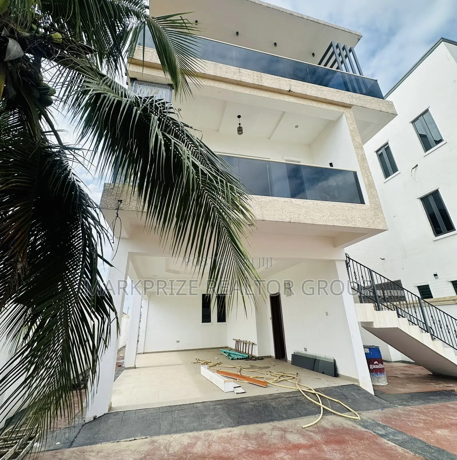 4bdrm Duplex in Magodo Phase 2 Lagos for sale in Magodo
