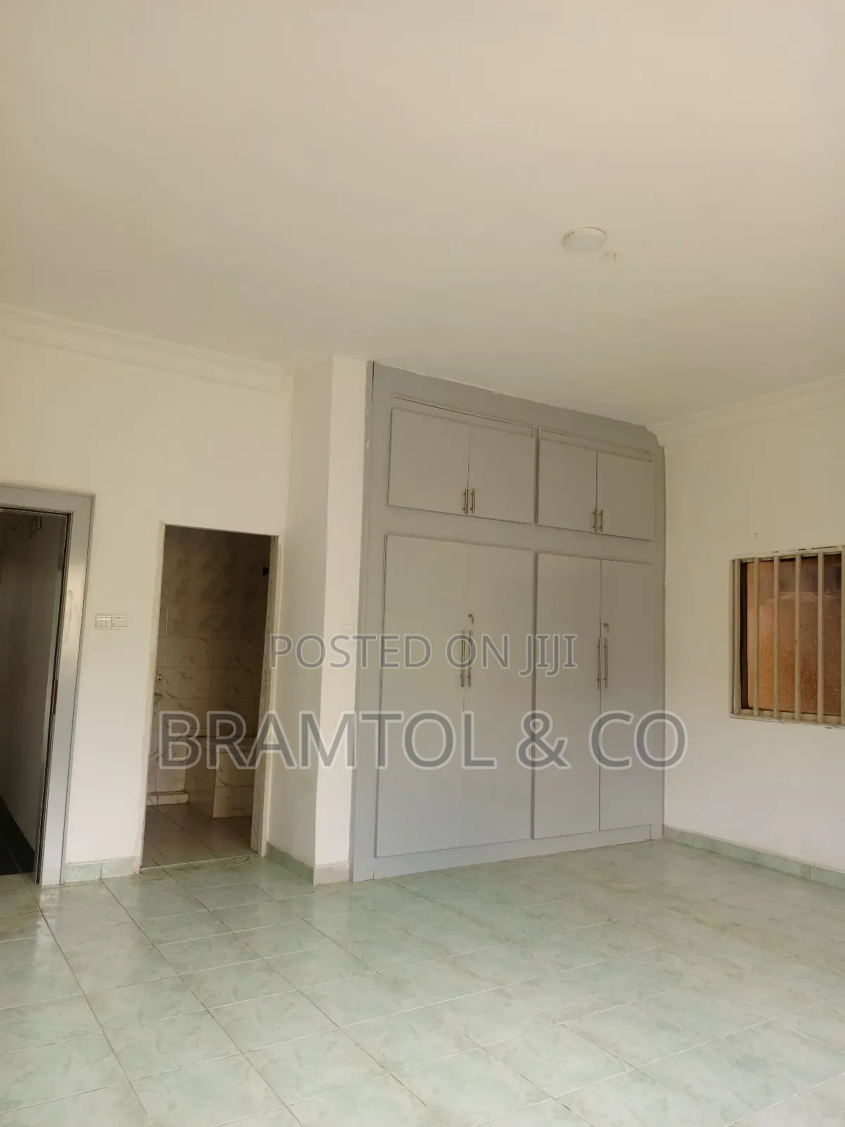 2bdrm Block of Flats in Plus Bq, Wuse 2 for rent in Wuse 2