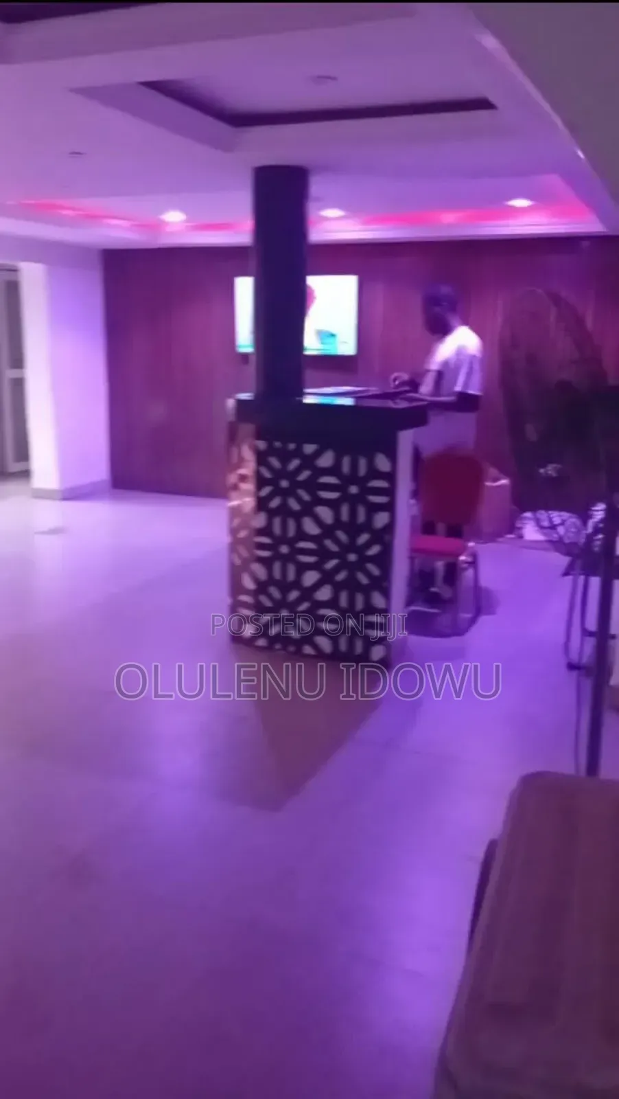 For Sale a Standard Functioning 24rooms Hotel at Abule Odu Egbeda. in Egbeda