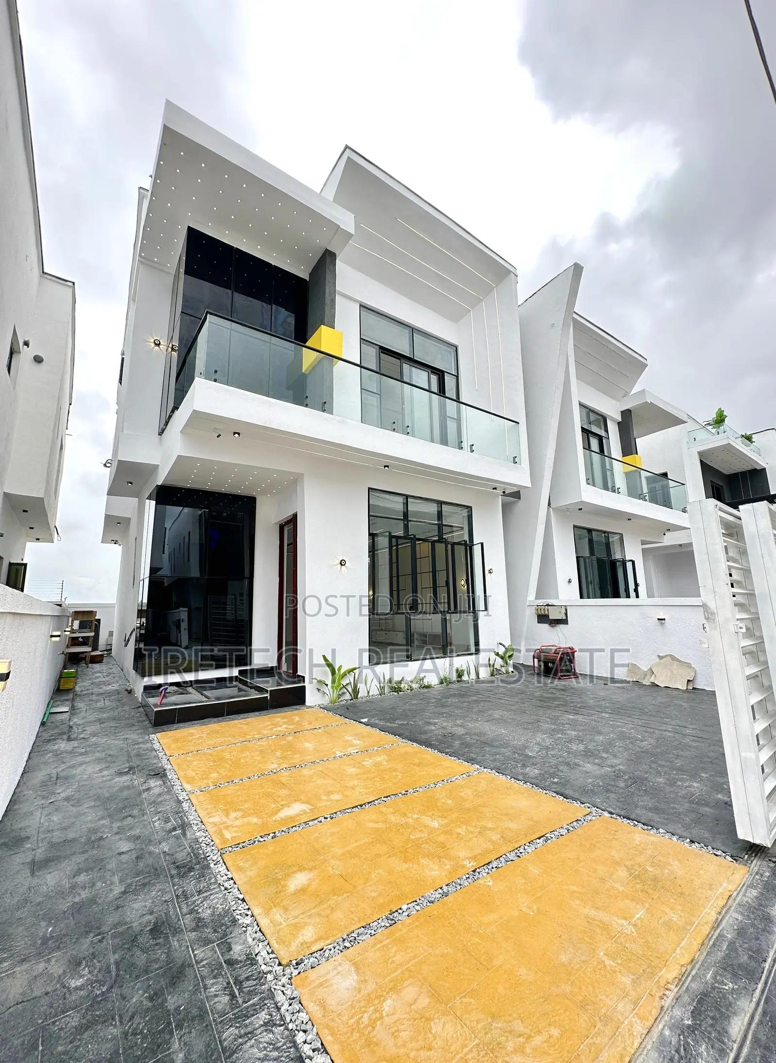 4bdrm Duplex in Ajah Before Adesanya for sale in Ajah