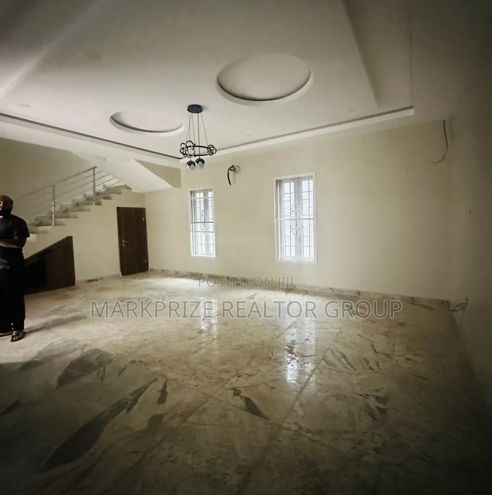 5bdrm Duplex in Magodo Phase 2 Lagos for sale in Magodo