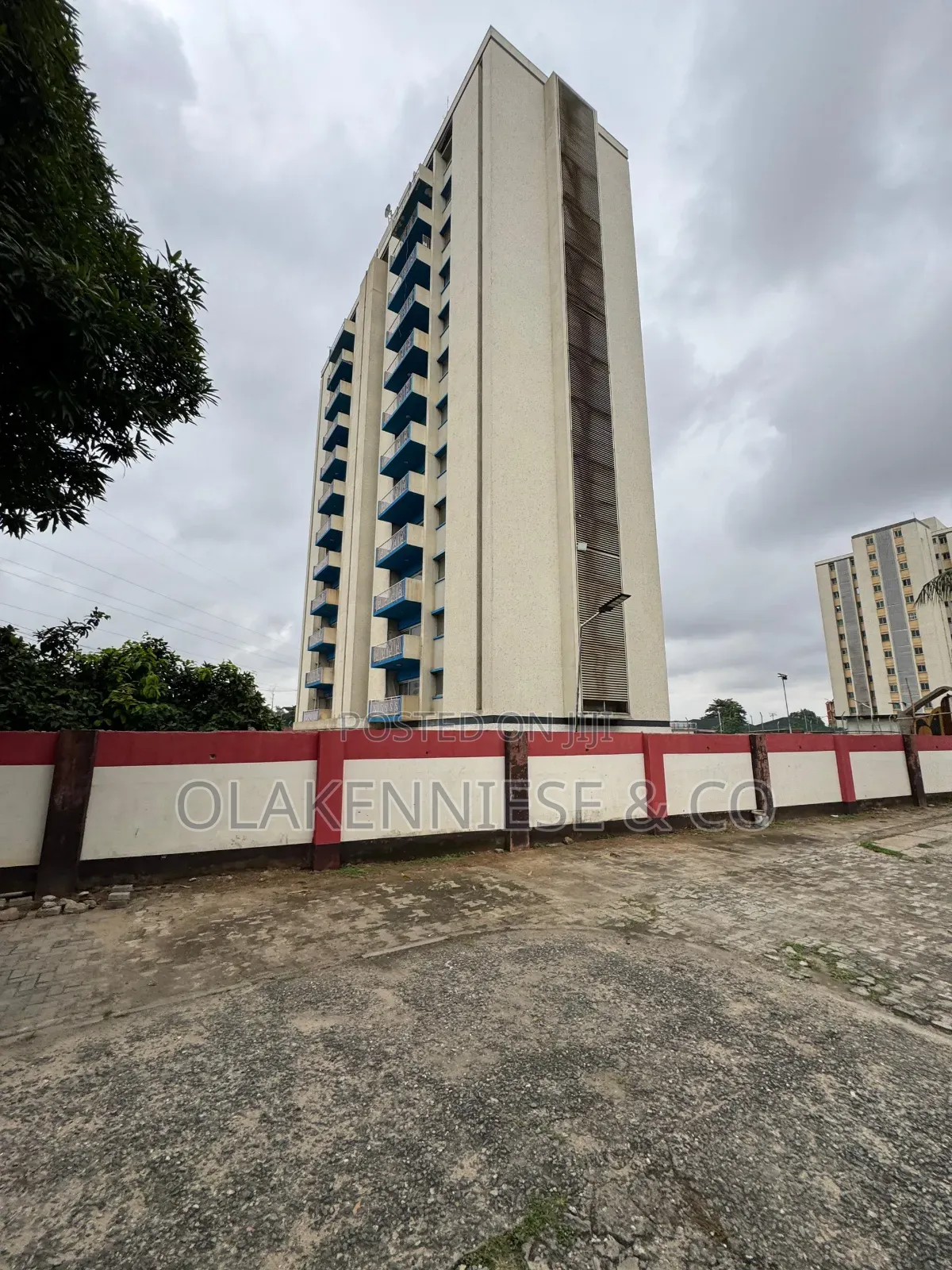 2bdrm Block of Flats in Eric Moore Heights, Bode Thomas for sale in Bode Thomas
