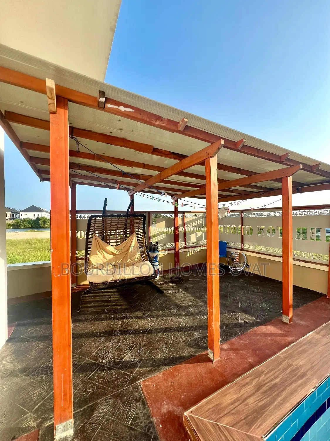 5bdrm Duplex in Ikota for sale in Ikota