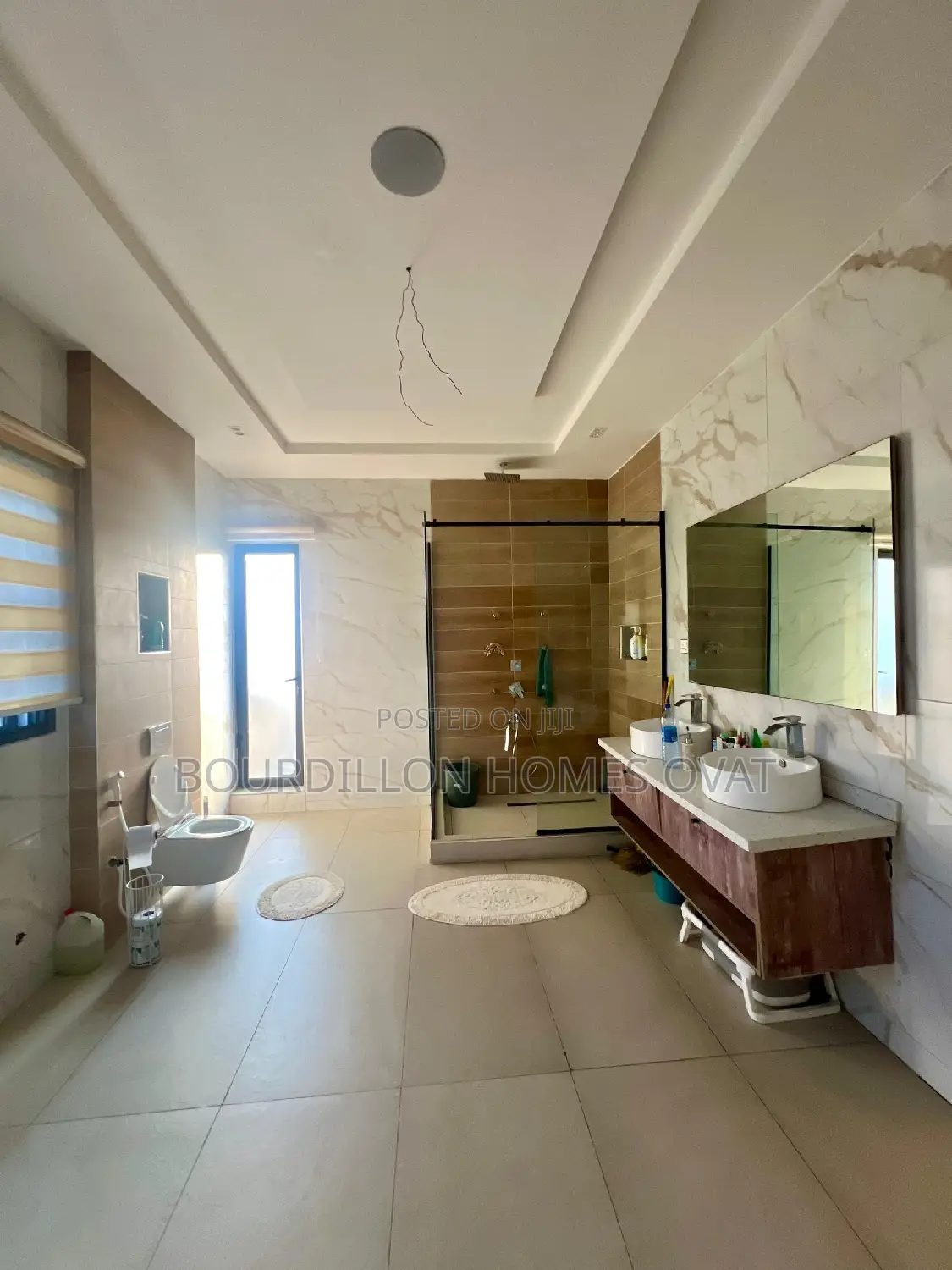 5bdrm Duplex in Ikota for sale in Ikota