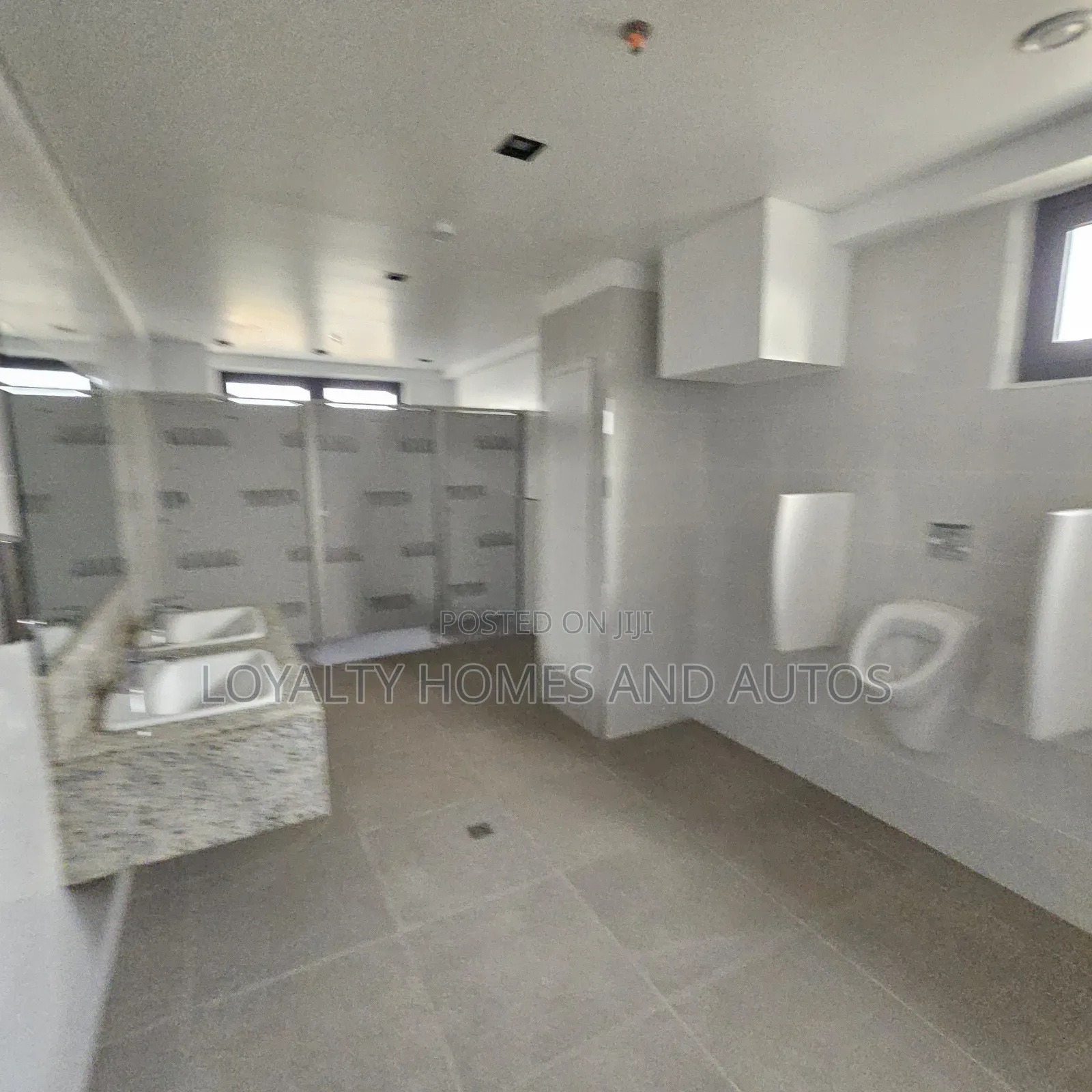 Commercial Office Space Measuring 1000 SQM in Newly Built Ficility in Mobolaji Bank Anthony Way