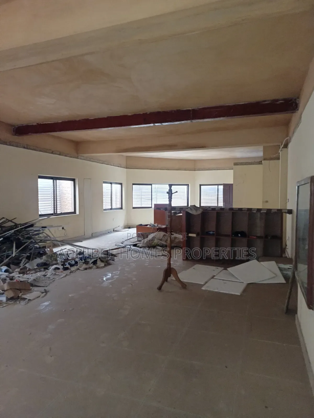 A 232 Square Meter Open Office Space in Lagos Island for Lease in Onikan