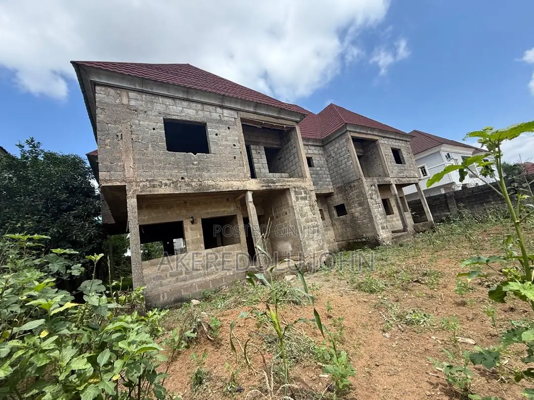 3bdrm Duplex in Life Camp for sale in Life Camp