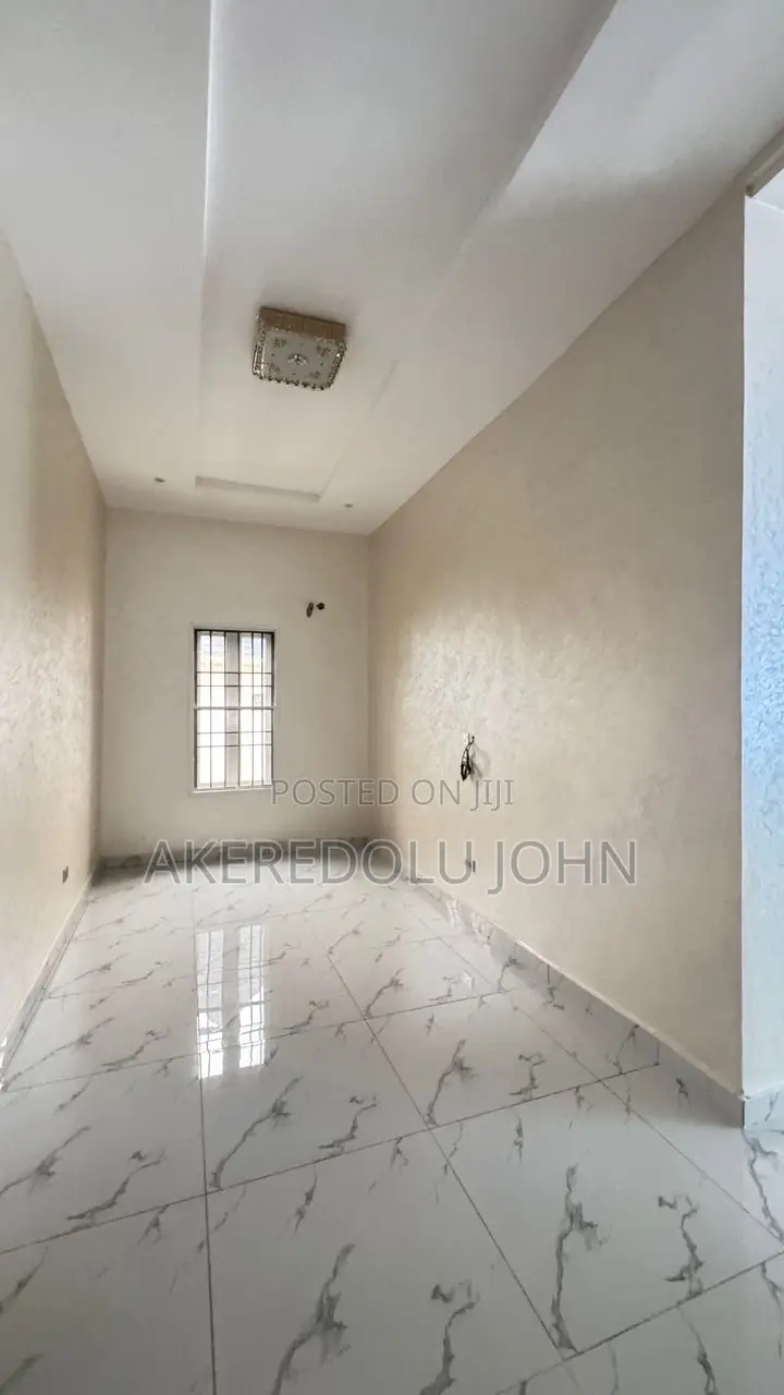 7bdrm Duplex in Karsana for sale in Karsana