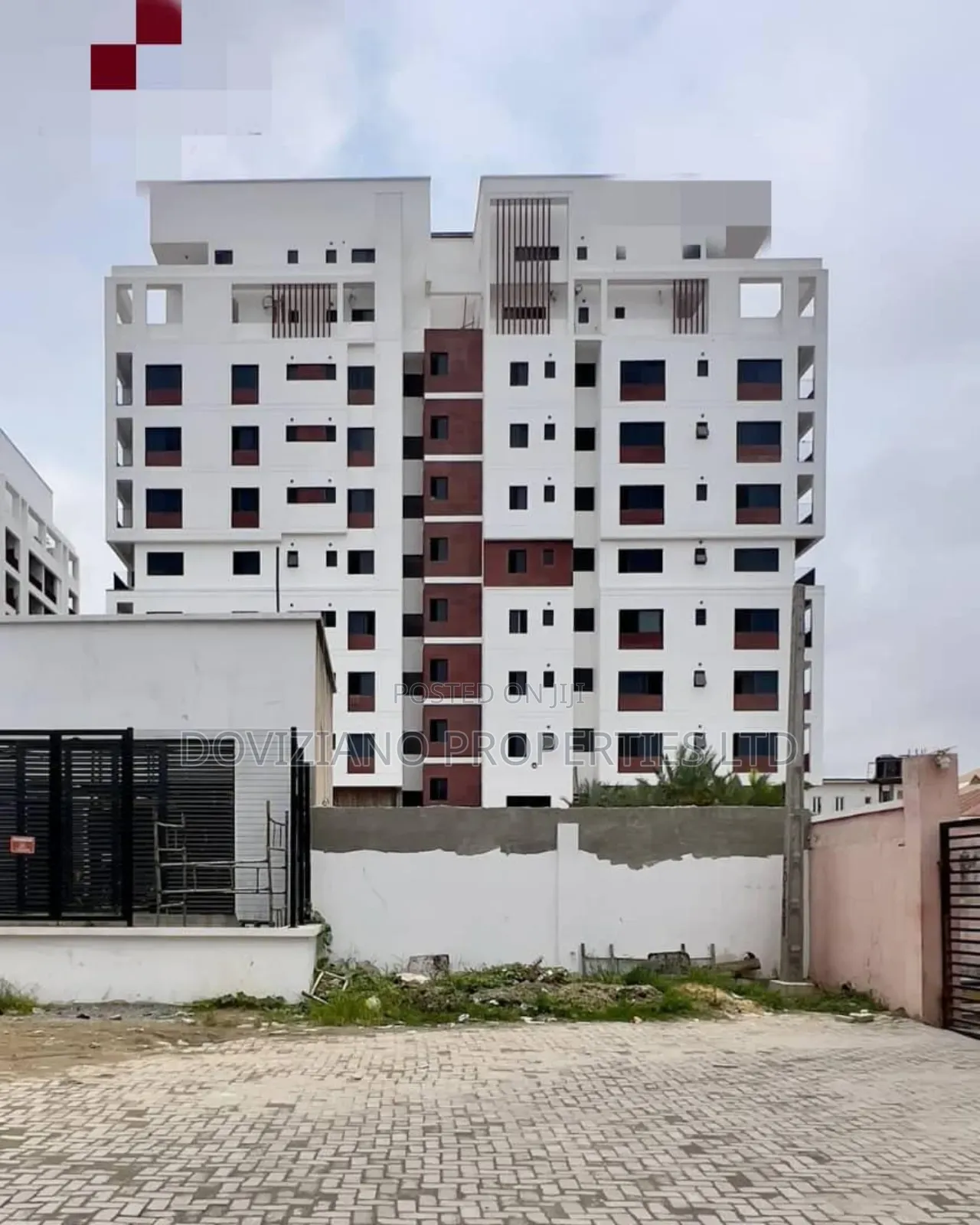 Furnished 3bdrm Apartment in Lekki Phase 1 for sale in Lekki Phase 1