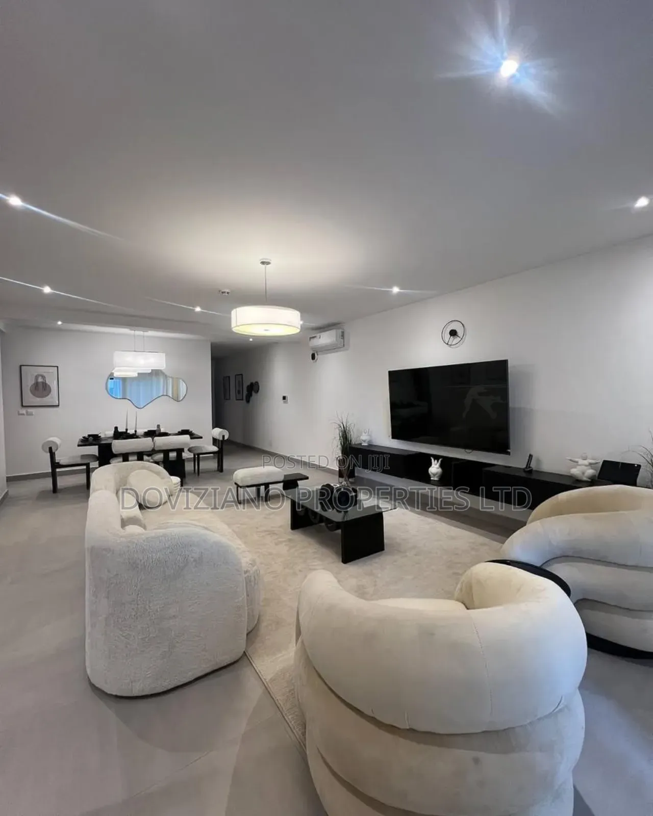 Furnished 3bdrm Apartment in Lekki Phase 1 for sale in Lekki Phase 1
