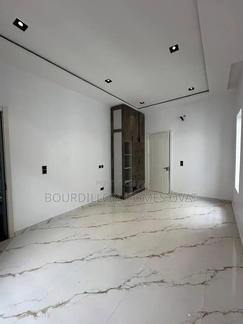 4bdrm Duplex in Ado / Ajah for sale in Ado / Ajah