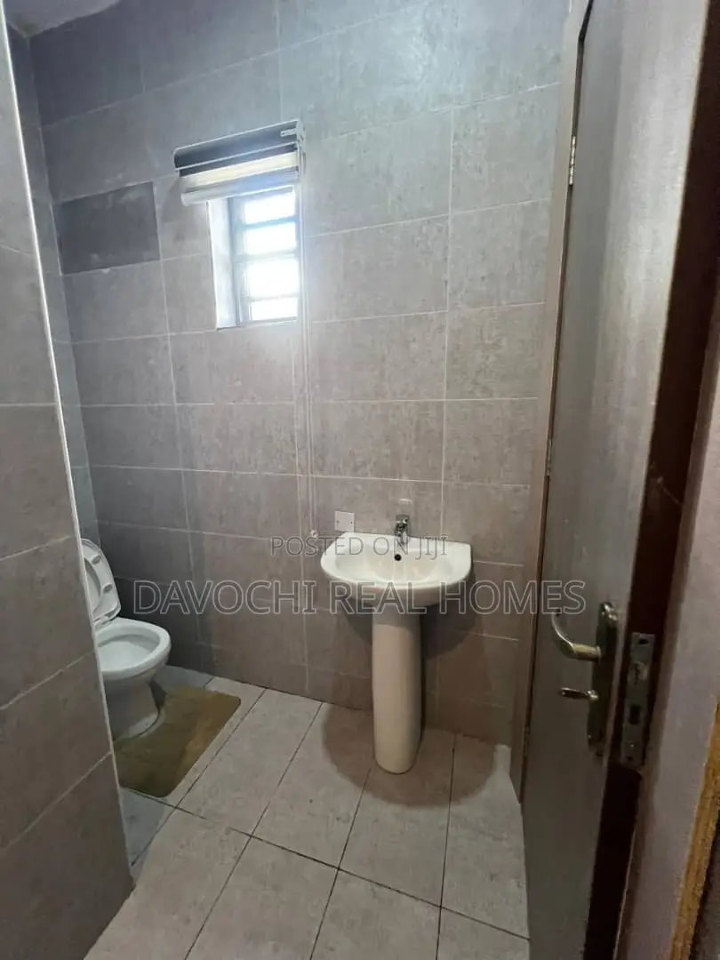 Furnished Studio Apartment in Orchid Road, Lekki Phase 2 for rent in Lekki Phase 2