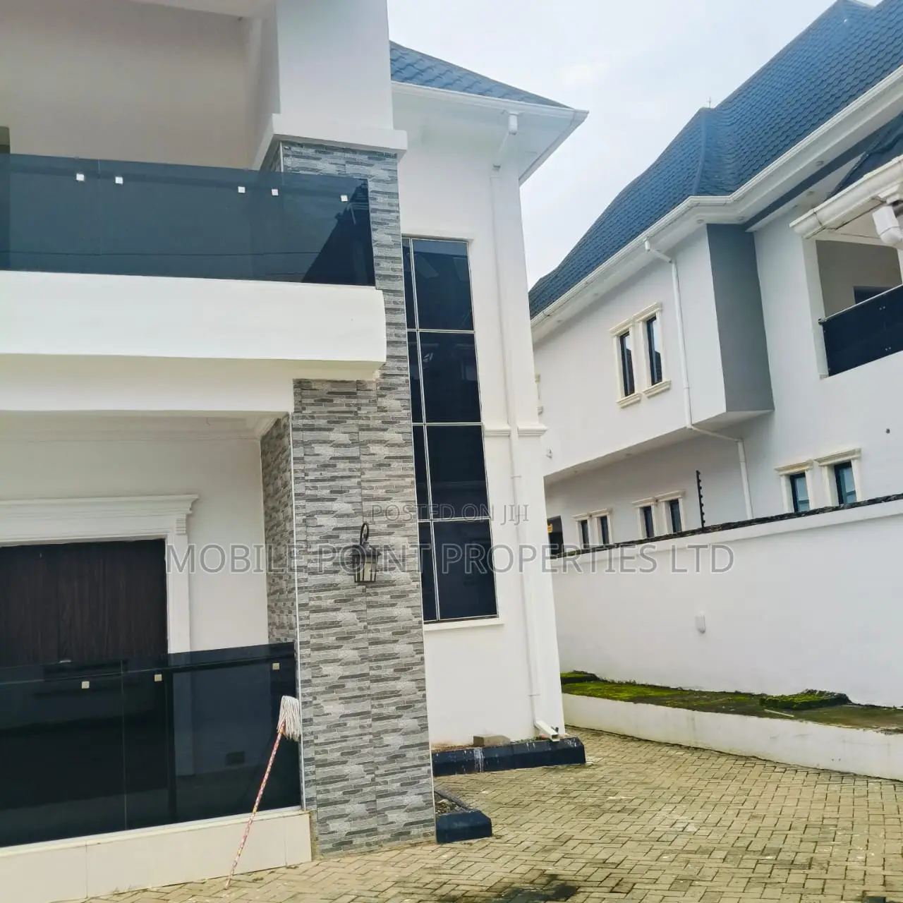 Furnished 4bdrm Duplex in Apo Resettlement for sale in Apo Resettlement