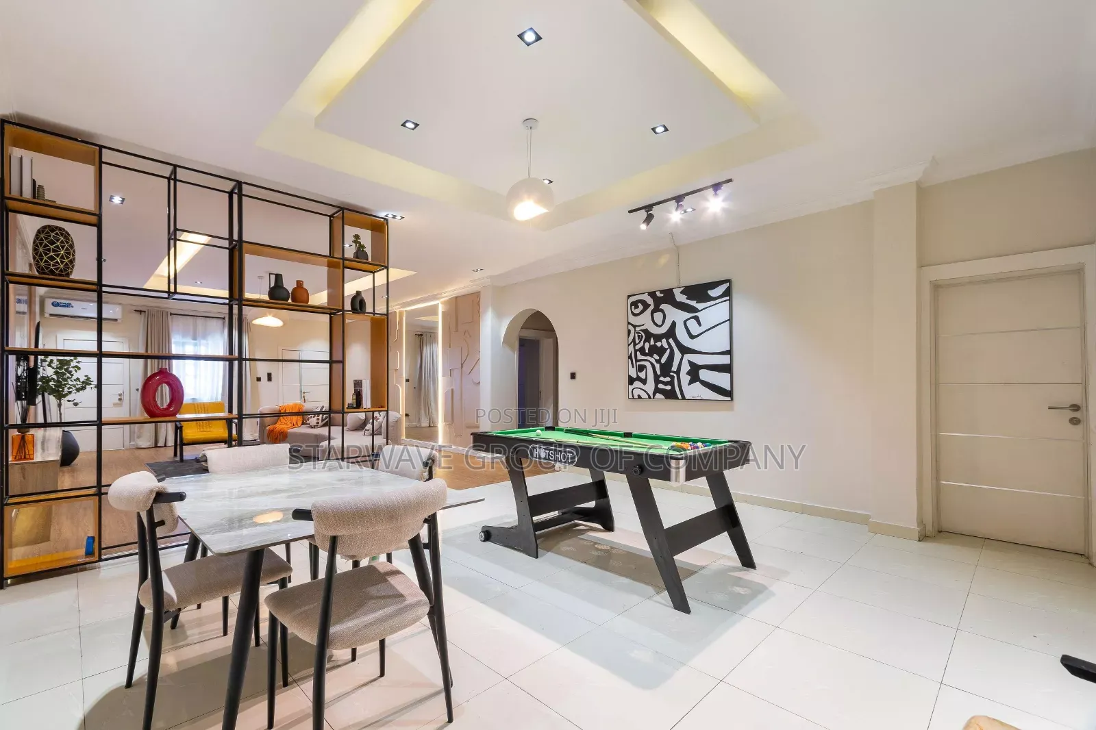 3 Bedroom Luxuruous Apartment With Snooker Board in Lekki Phase 1
