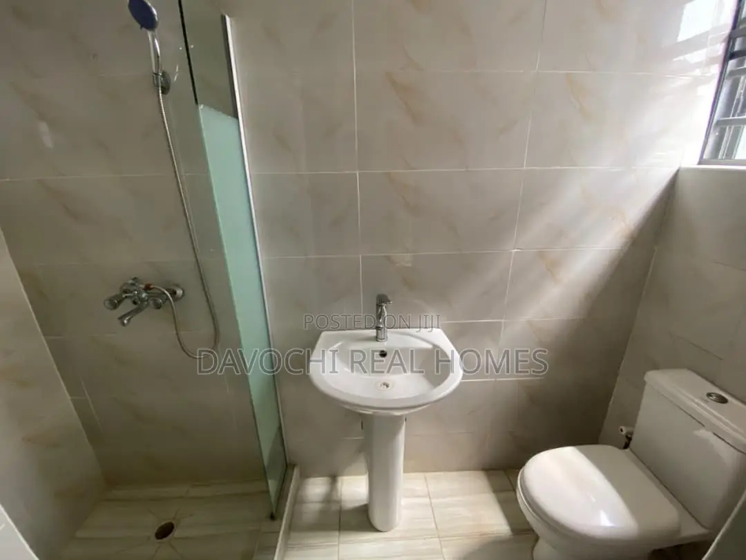 4bdrm Duplex in Orchid Road, Lekki Phase 2 for rent in Lekki Phase 2