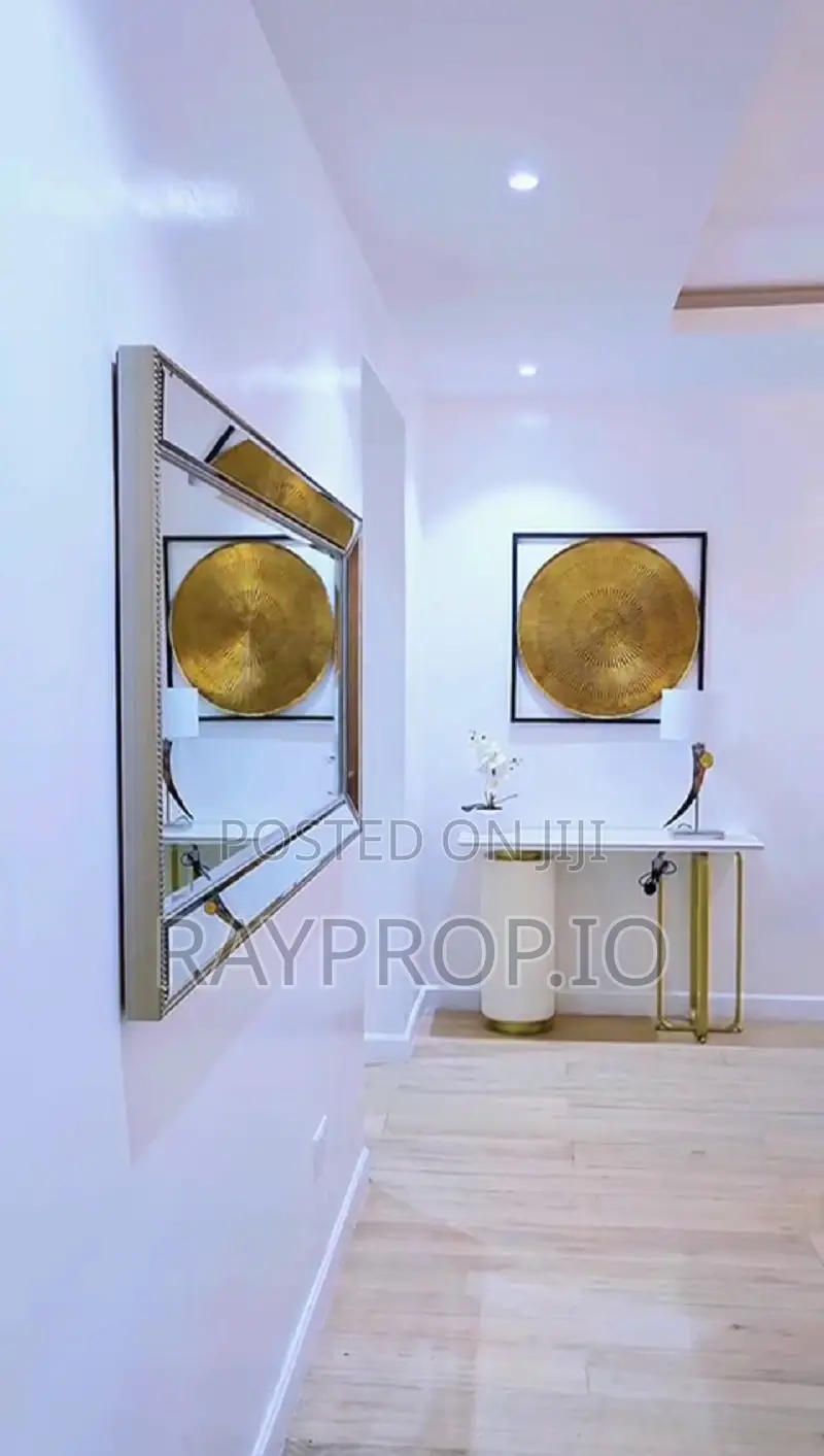 089361ua - Stylish 2 Bedroom Shortlet in Lekki Phase 1 in Lekki Phase 1