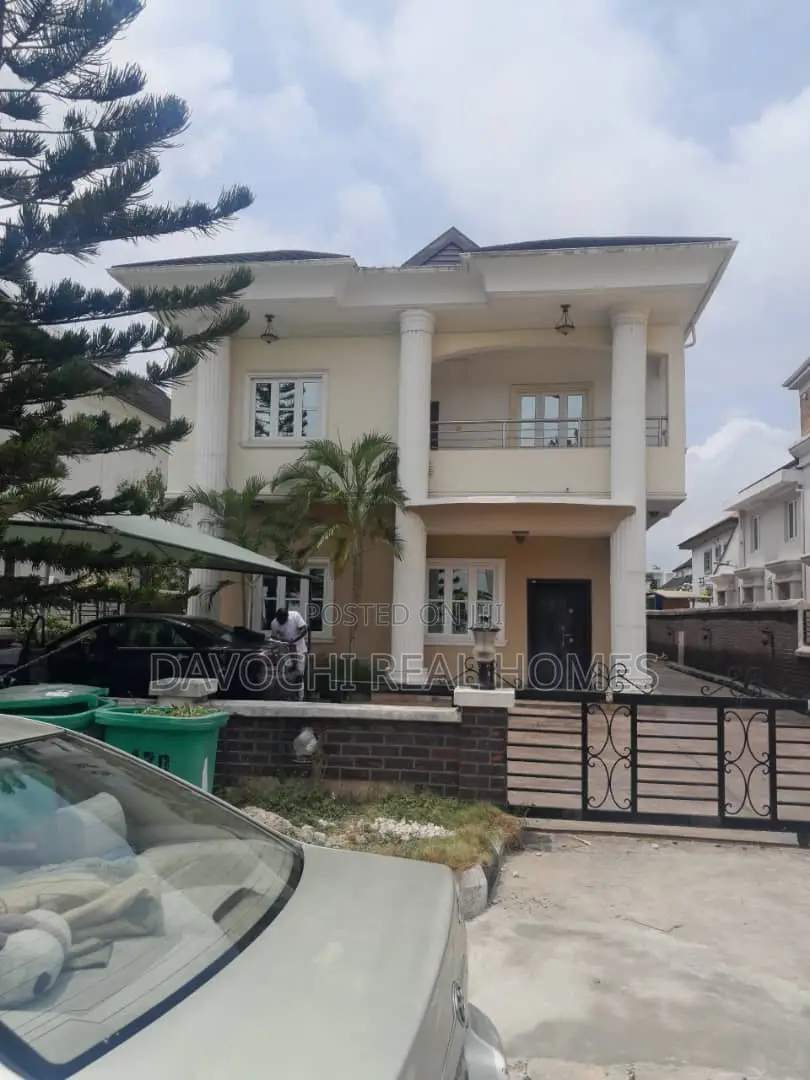 5bdrm Duplex in Chevron Drive for rent in Chevron