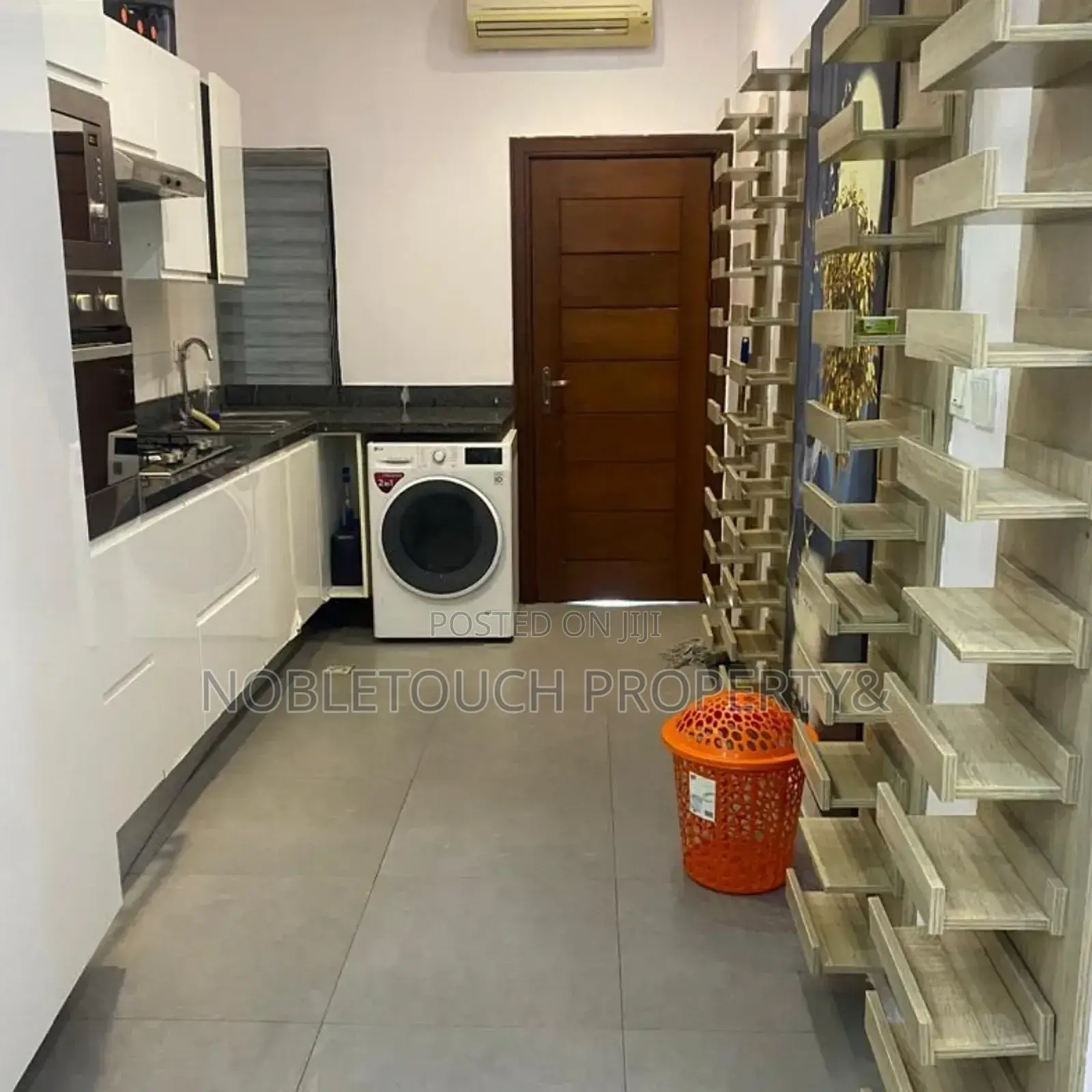 Furnished 1bdrm Apartment in Oniru Lagos, Ligali Ayorinde for sale in Ligali Ayorinde