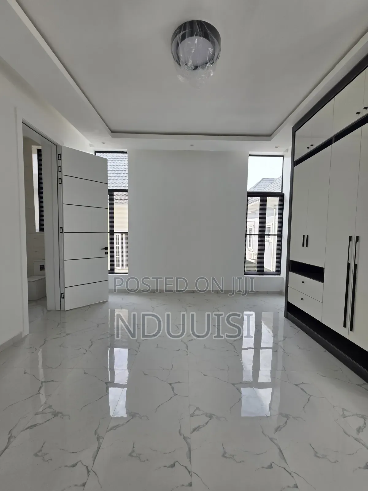 5bdrm Duplex in Lekki County Homes for sale in Lekki