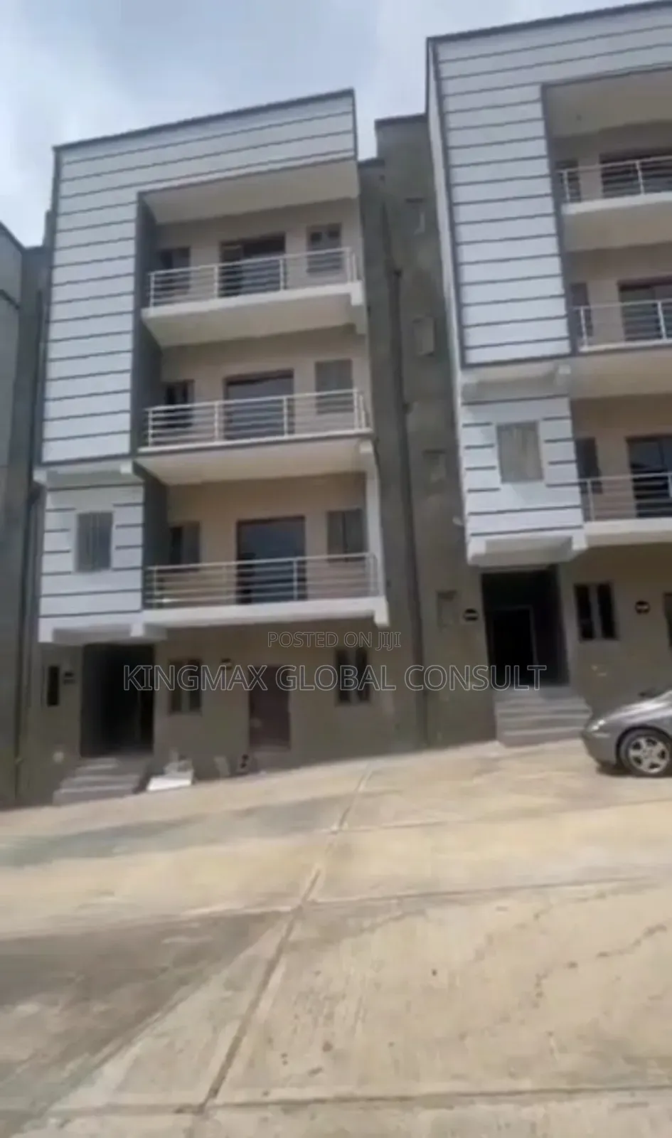 4bdrm Duplex in Life Camp Abuja for sale in Life Camp