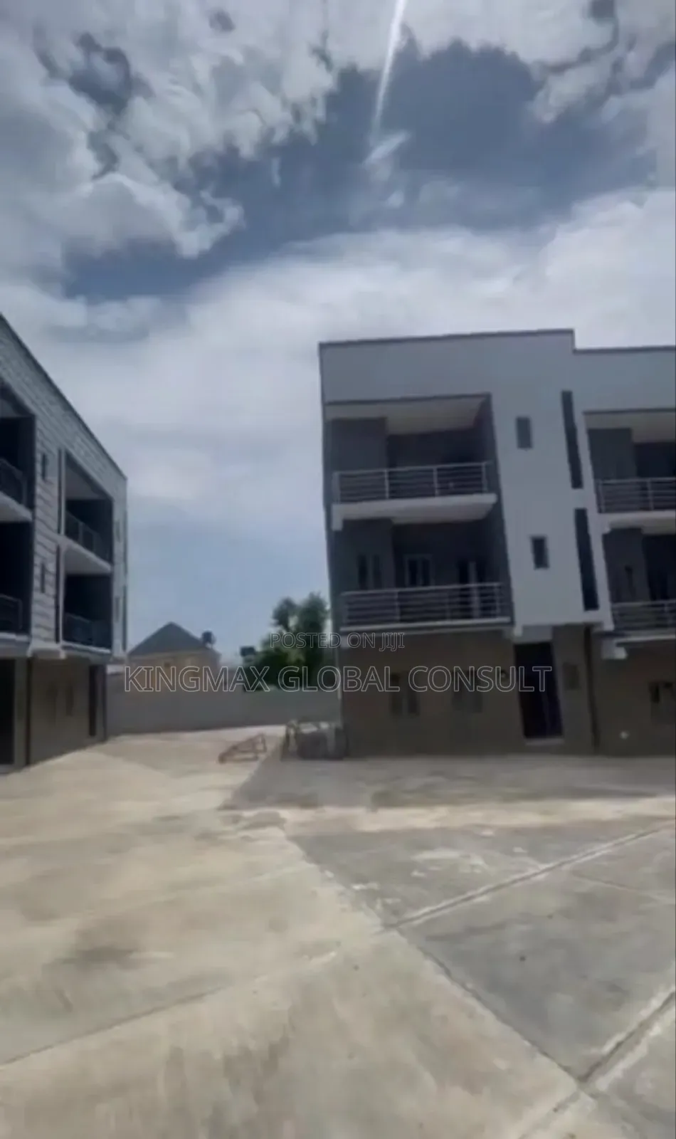 4bdrm Duplex in Life Camp Abuja for sale in Life Camp
