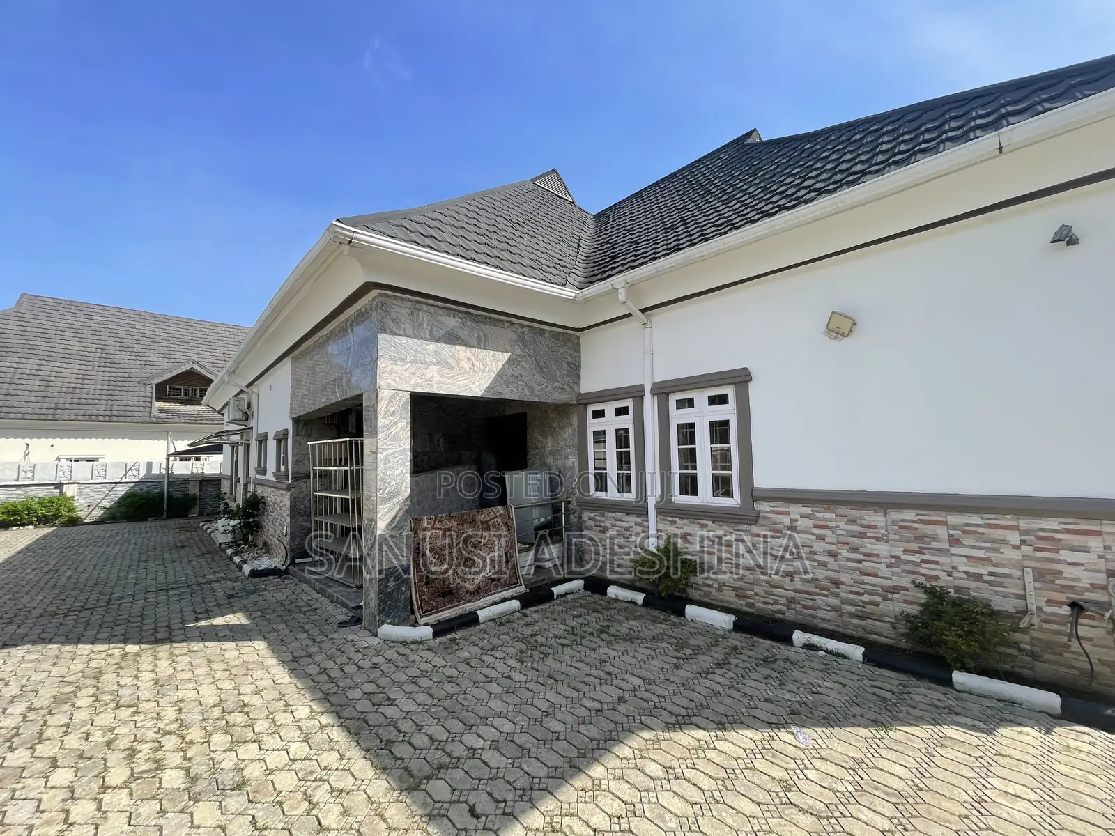 5bdrm Bungalow in Gwarimpa Estate By, Gwarinpa for sale in Gwarinpa