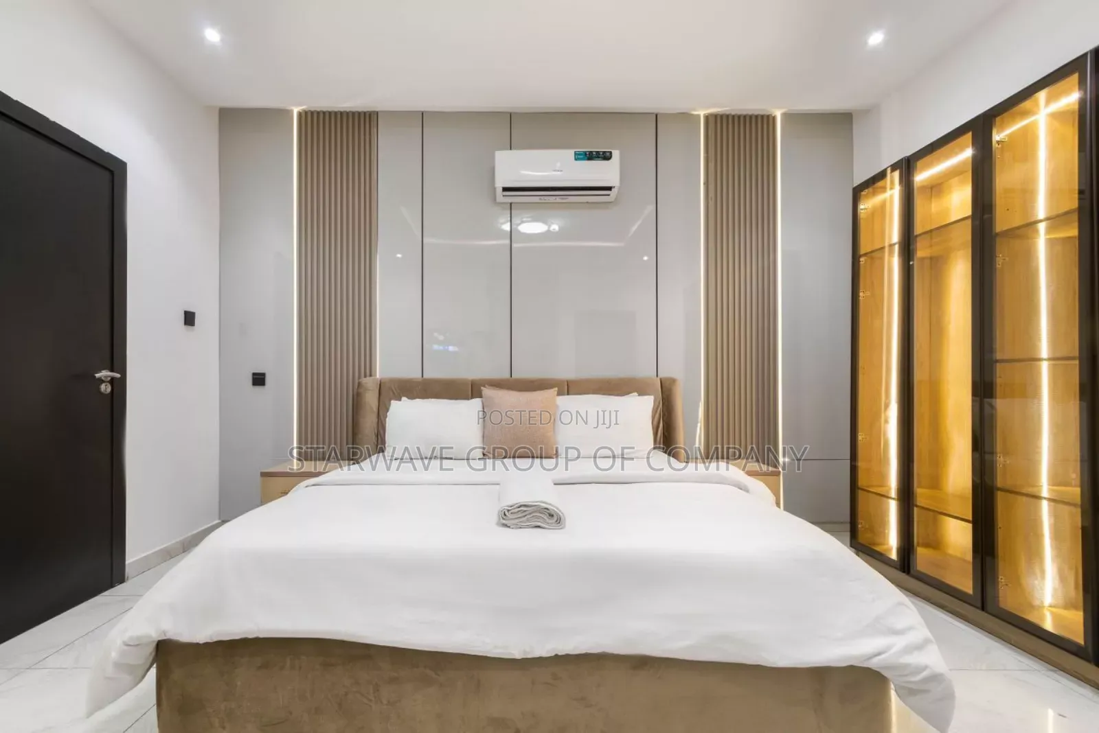 Cozy Two Bedroom Apartment With Snooker and Balcony in Lekki Phase 1