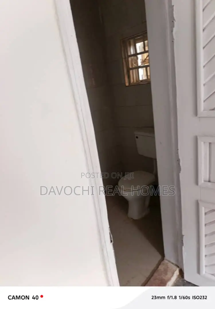 3bdrm Apartment in Lekki Right for rent in Lekki Phase 2