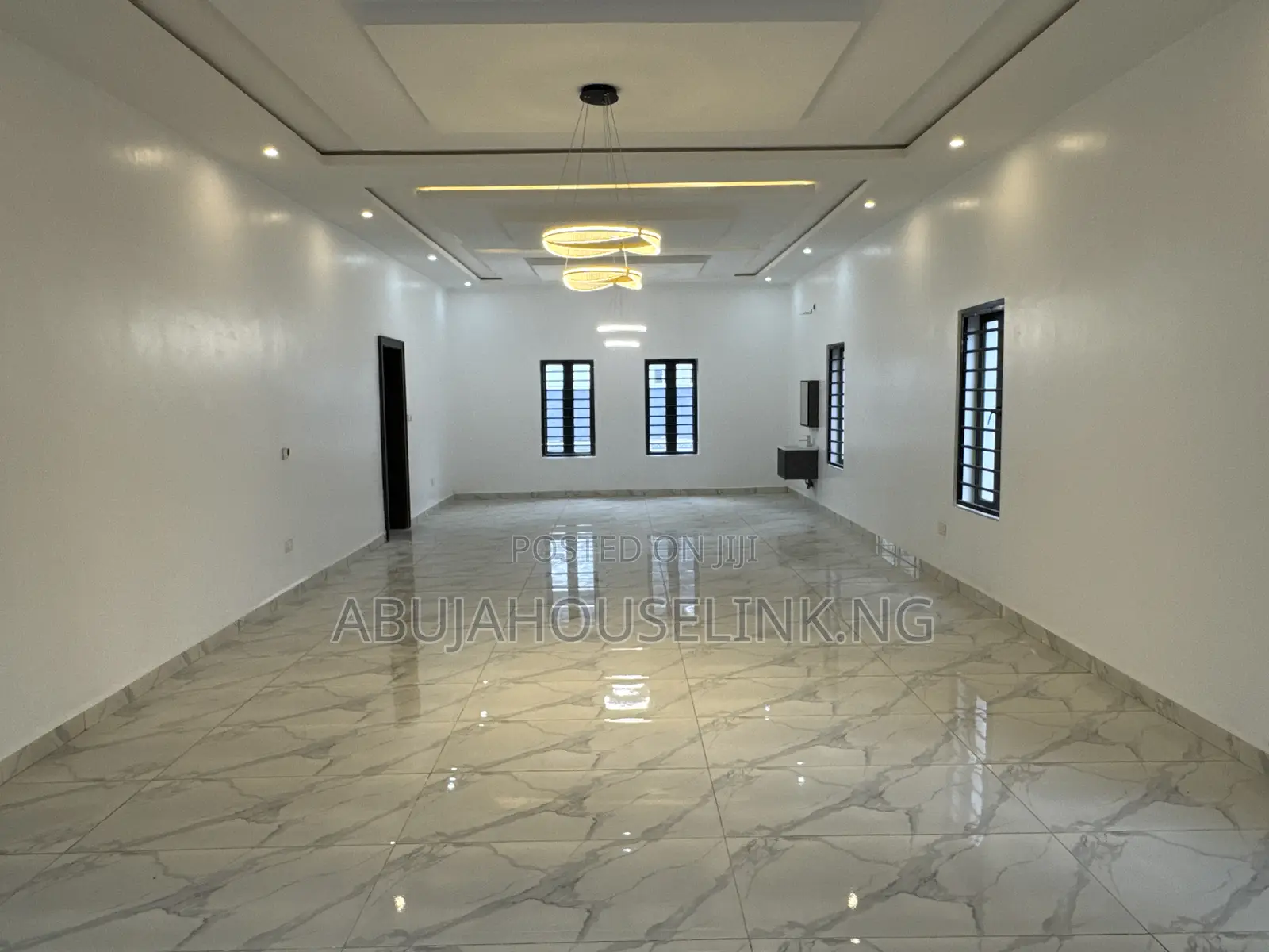 7bdrm Duplex in Efab Metropolis, Karsana for sale in Karsana
