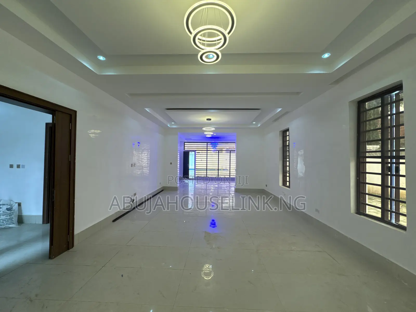 5bdrm Duplex in Efab Metropolis for sale in Gwarinpa