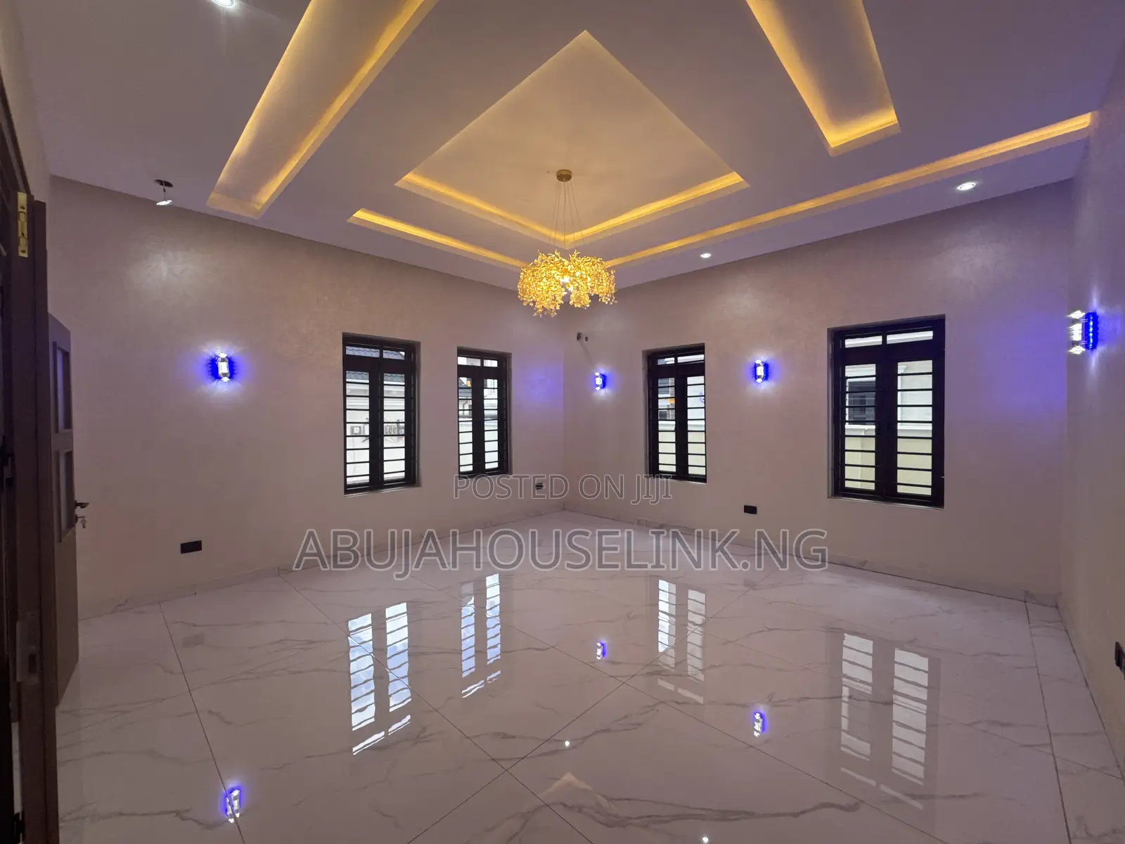 7bdrm Duplex in Efab Metropolis, Karsana for sale in Karsana