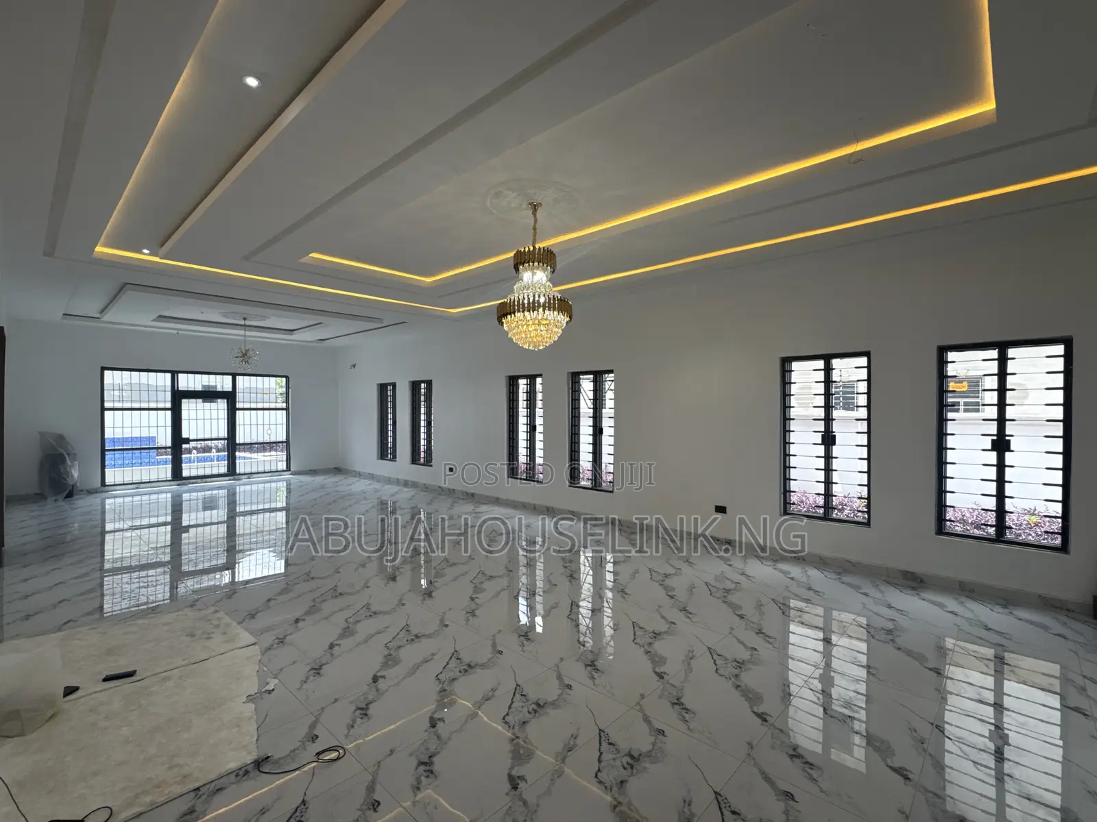7bdrm Duplex in Efab Metropolis for sale in Gwarinpa