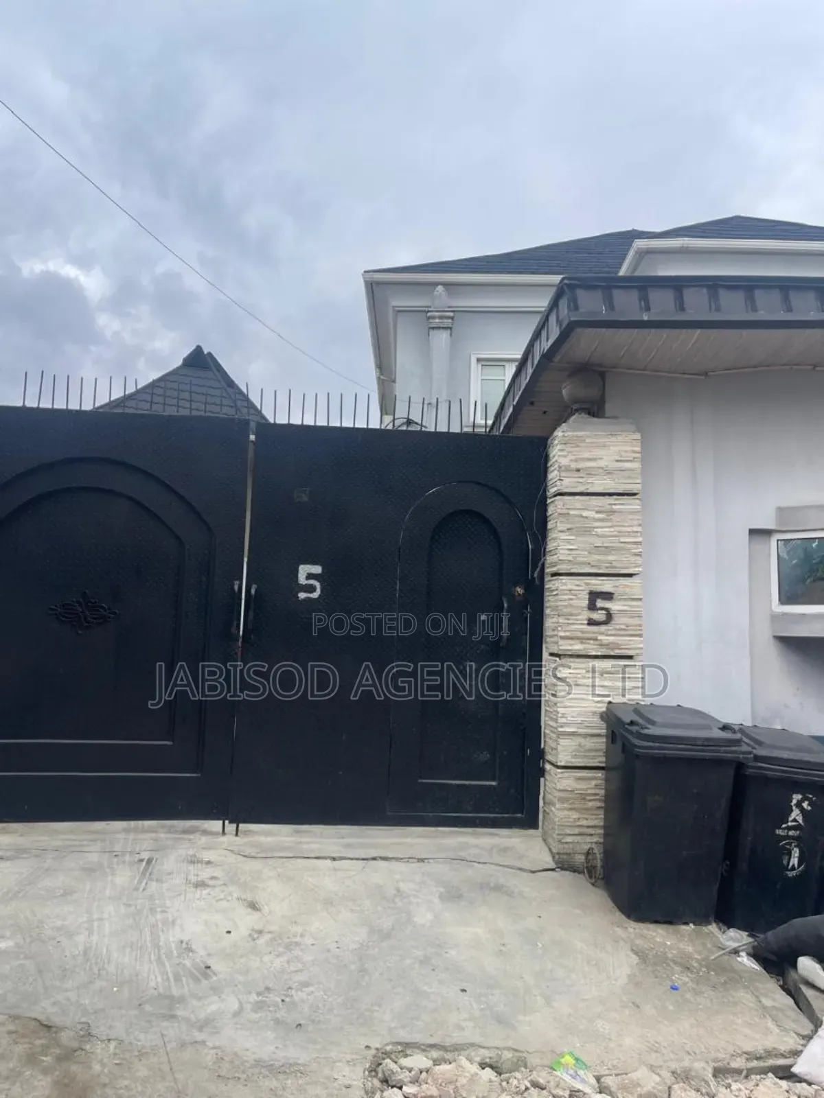 3bdrm Block of Flats in Millennium Estate, Millenuim/UPS for rent in Millenuim/UPS