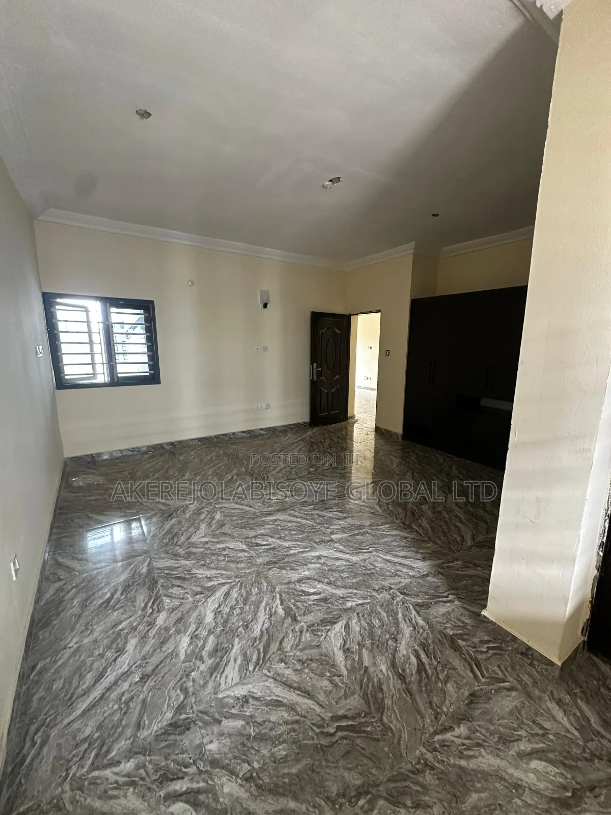 4bdrm Townhouse / Terrace in In An Estate Idu for rent in Idu