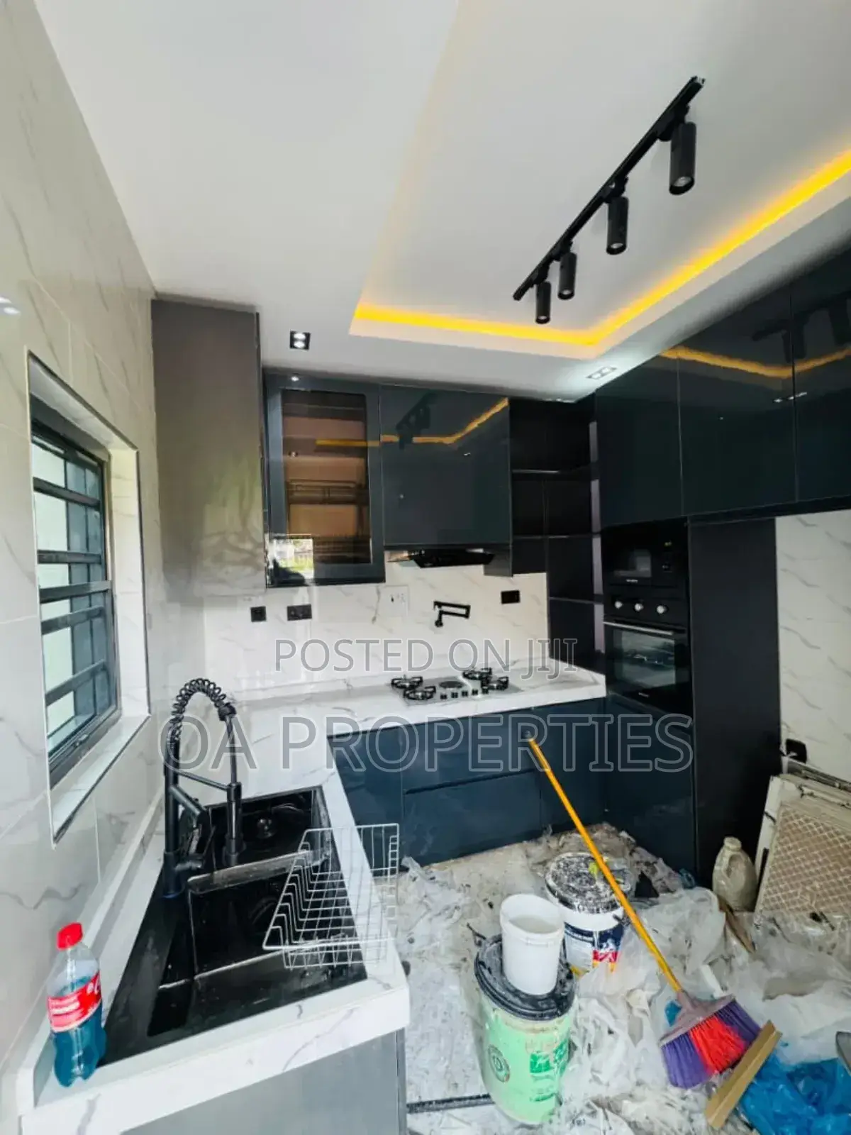 2bdrm Duplex in Carlton Gate Estate for sale in Ibadan