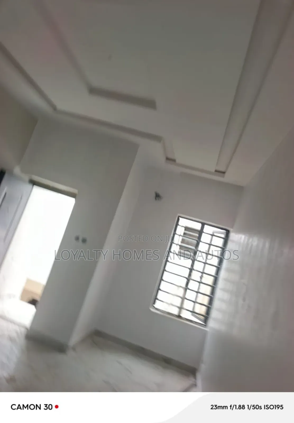 Furnished 5bdrm Duplex in Omole Phase 2 for sale in Omole Phase 2
