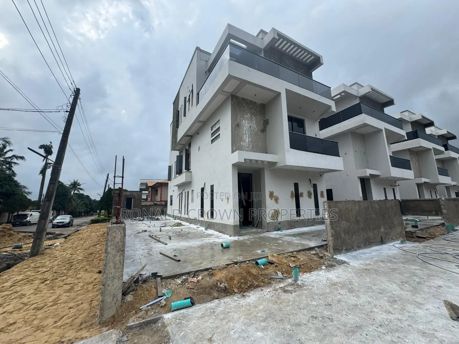 4bdrm House in Omole Phase 1 for sale in Omole Phase 1