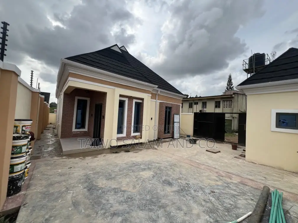 3bdrm Bungalow in Jericho for sale in Jericho