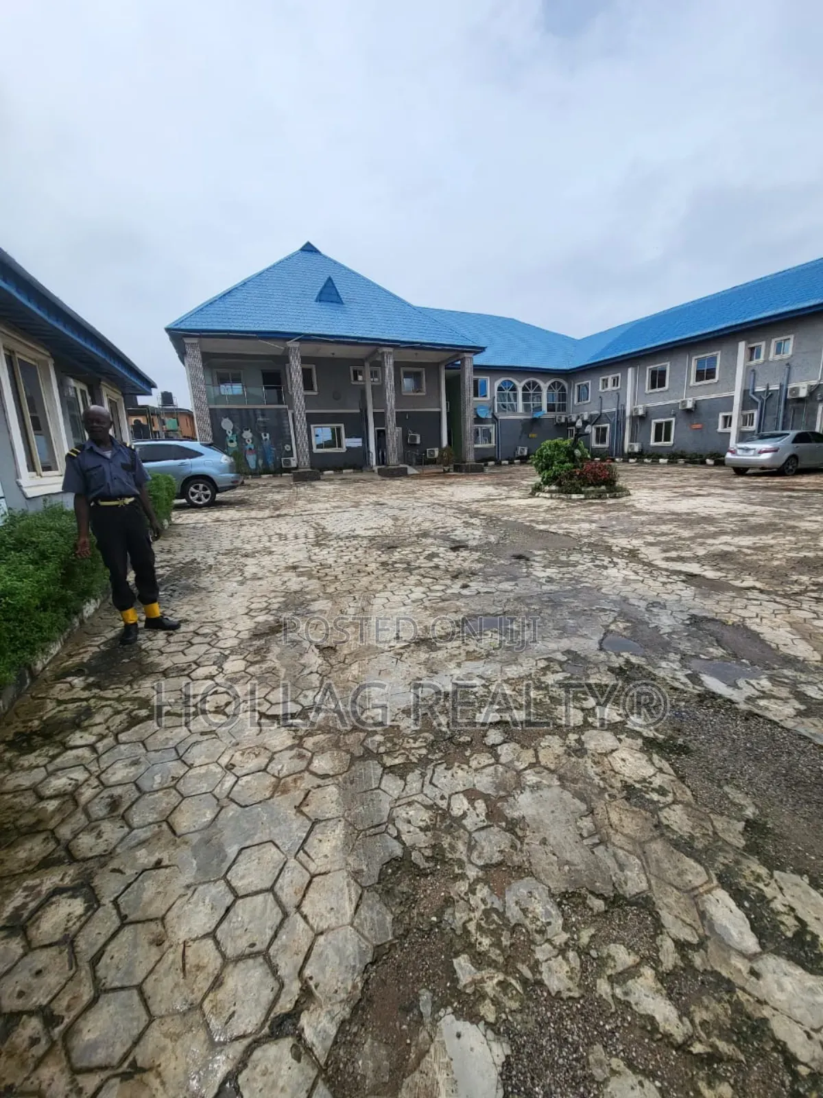 50 Rooms Hotel, Event Hall, Bar, Gym House on 9 Plots in Iju-Ishaga