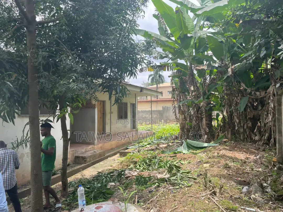 4bdrm Bungalow in Iyanganku for sale in Iyanganku