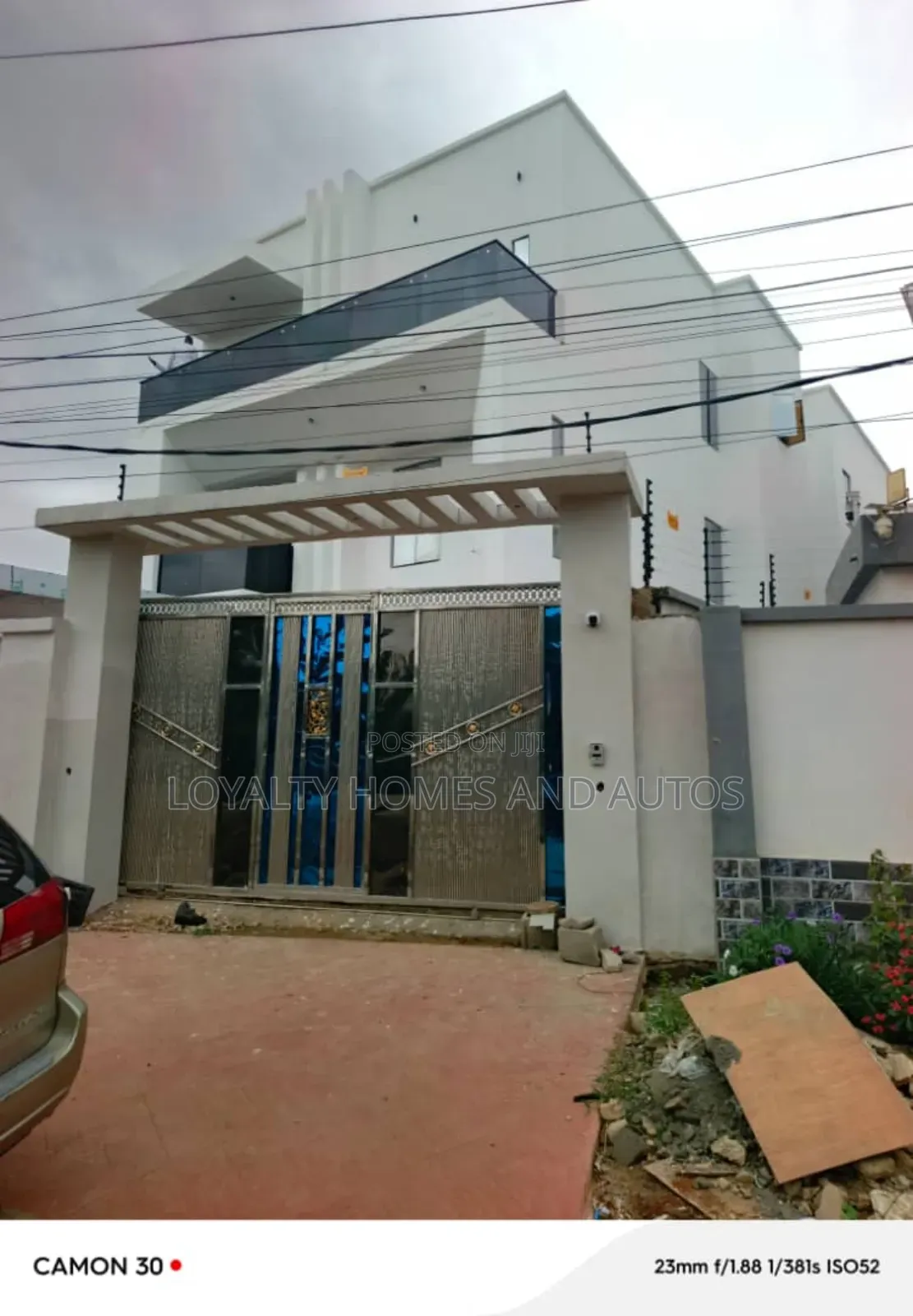 Furnished 7bdrm Mansion in Ikeja GRA for sale in Ikeja GRA