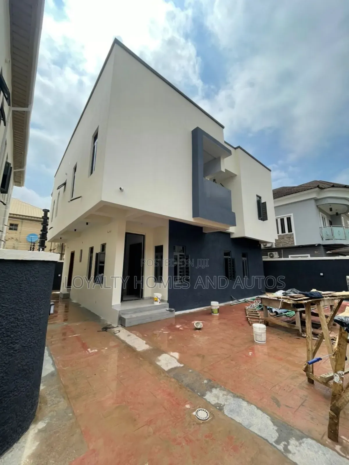 Furnished 4bdrm Duplex in GRA Phase 1 for sale in GRA Phase 1