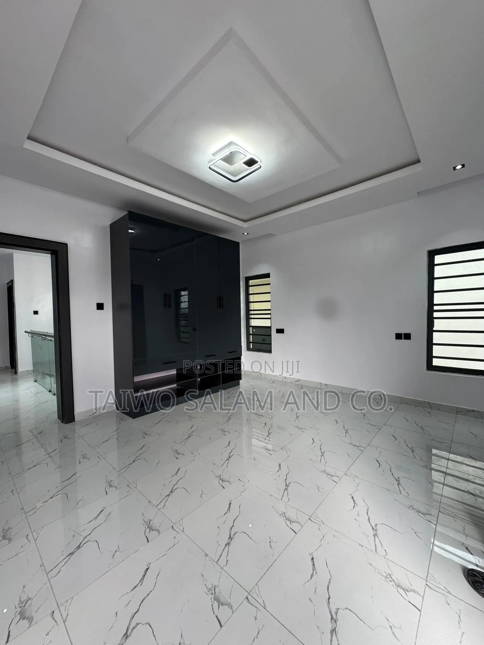 2bdrm Duplex in Akobo for sale in Akobo