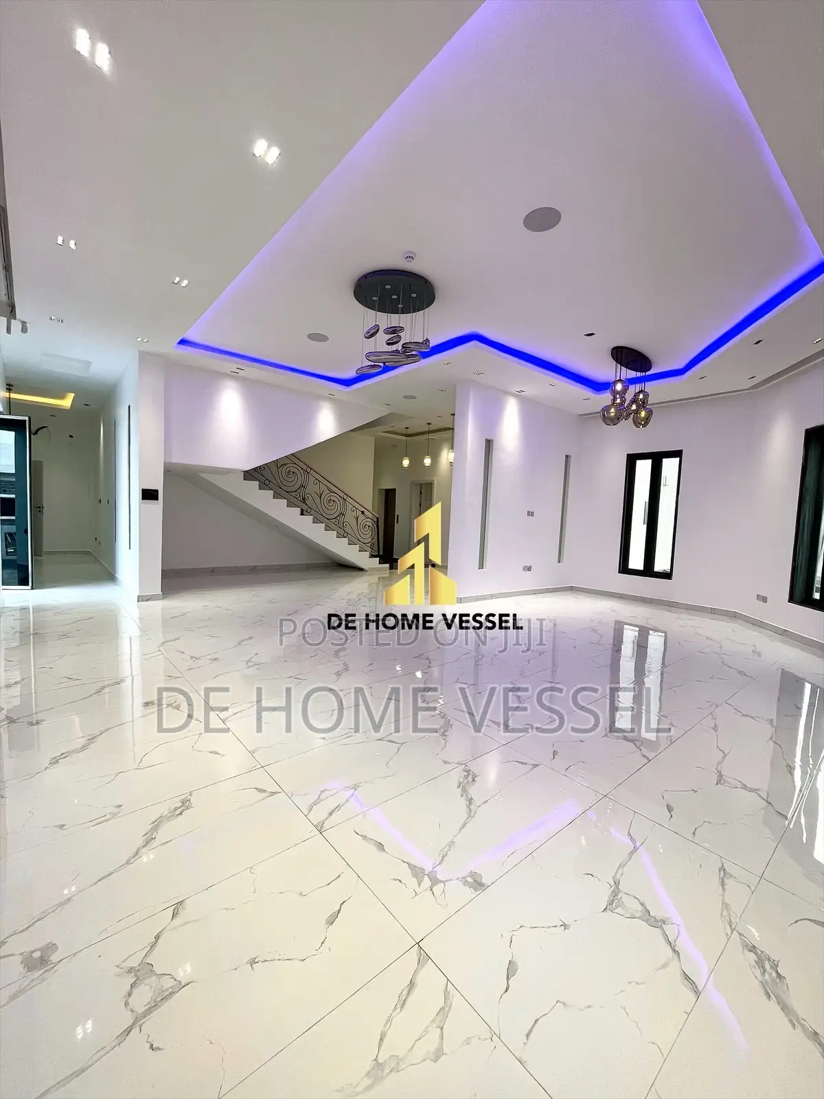 6bdrm Duplex in Osapa london for sale in Osapa london