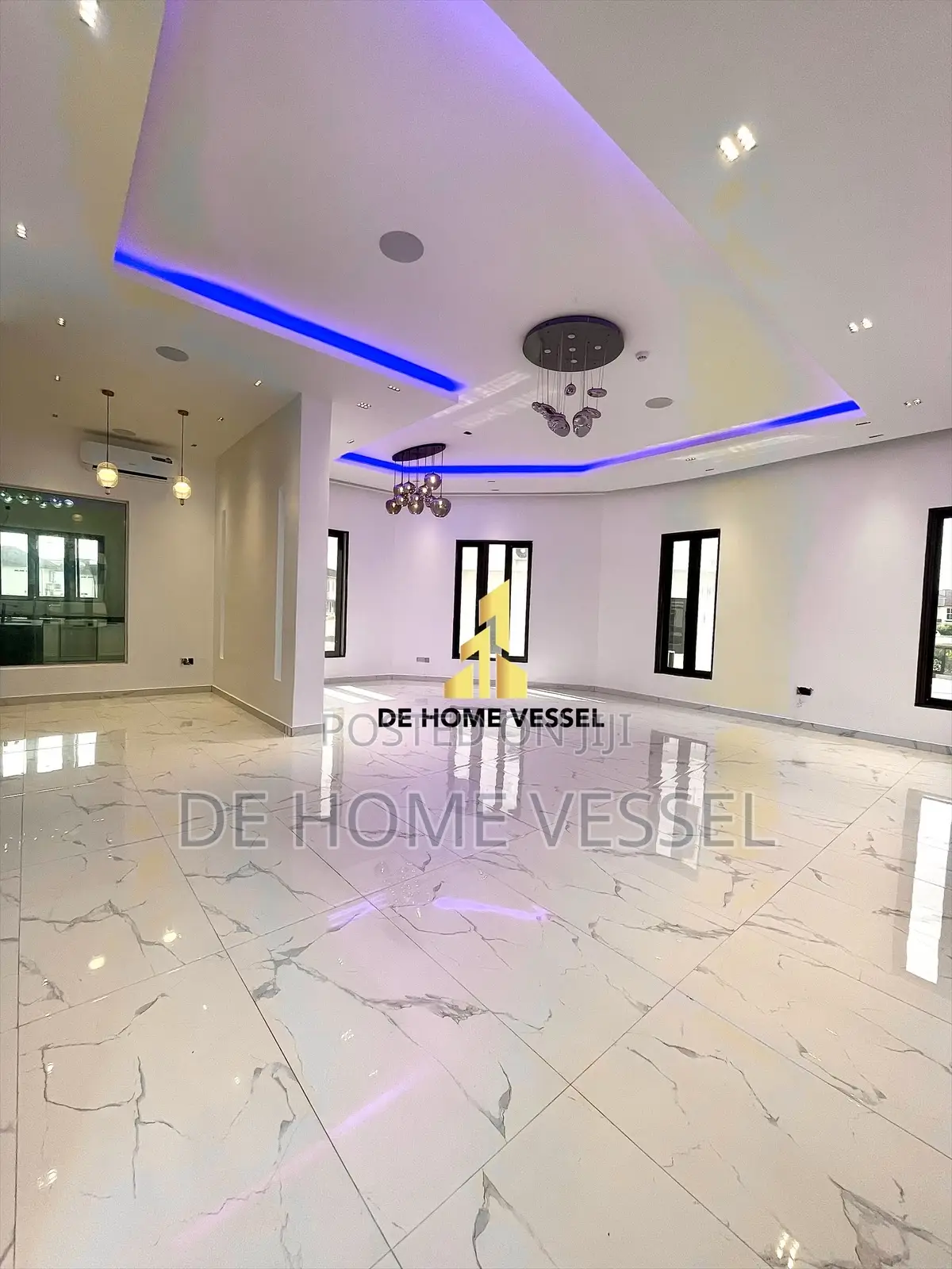 6bdrm Duplex in Osapa london for sale in Osapa london